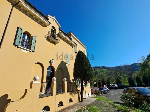 Appartamento in vendita di 104 m² in Via Don Luigi Sturzo