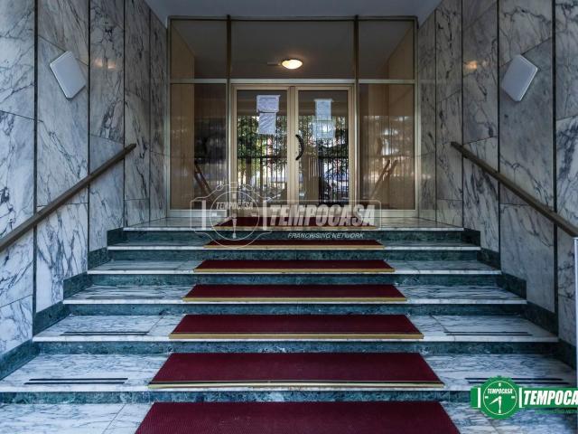 Appartamento in vendita di 104 m² in Via dei Caniana