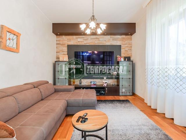 Appartamento in vendita di 104 m² in Via dei Tigli