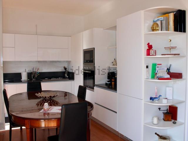 Appartamento in vendita di 104 m² in Via della Colletta