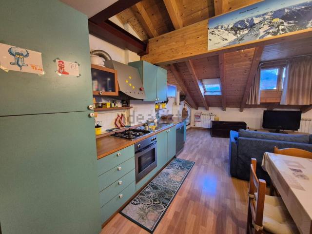 Appartamento in vendita di 104 m² in Via della Crosera
