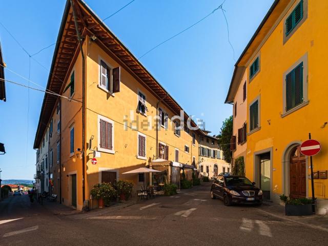 Appartamento in vendita di 104 m² in Via della Libertà