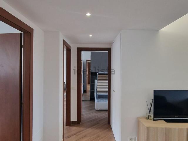 Appartamento in vendita di 104 m² in Via Eugenio Villoresi, 28