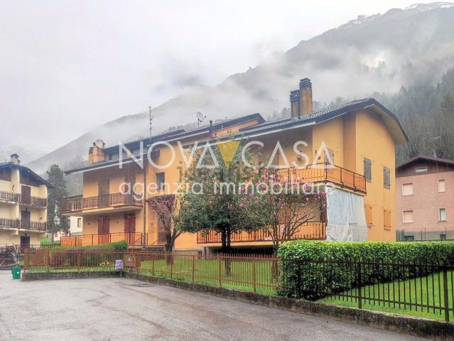 Appartamento in vendita di 104 m² in Via Europa, 7
