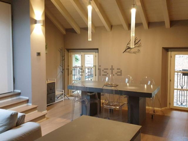Appartamento in vendita di 104 m² in Via Felice Cavallotti
