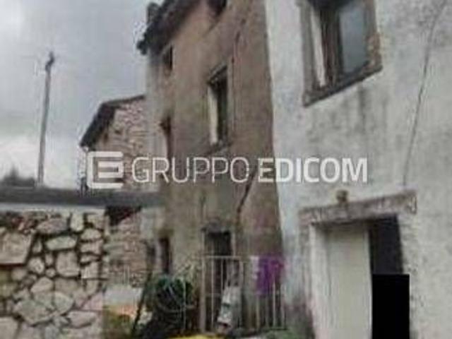 Appartamento in vendita di 104 m² in Via Francesco Baracca
