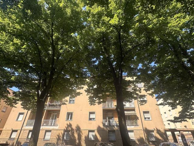Appartamento in vendita di 104 m² in Via Francesco Zambrini, 8