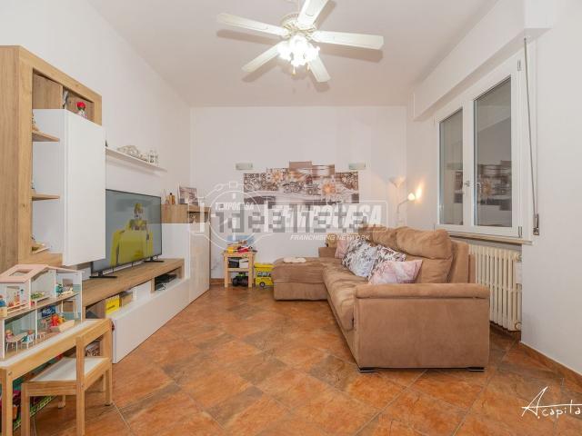 Appartamento in vendita di 104 m² in Via Fratelli Cervi, 39