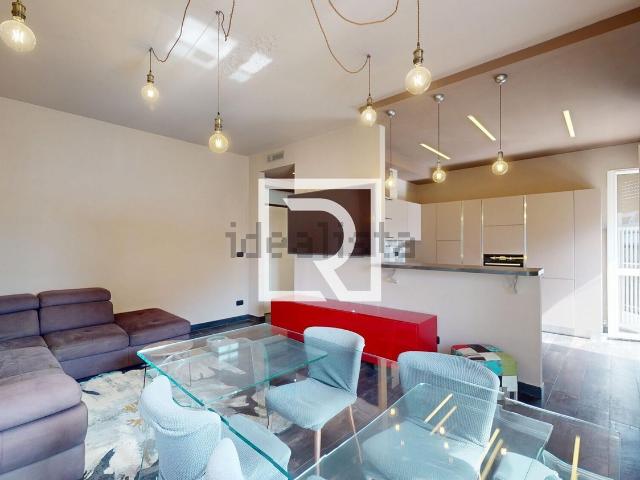 Appartamento in vendita di 104 m² in Via Italo Stegher