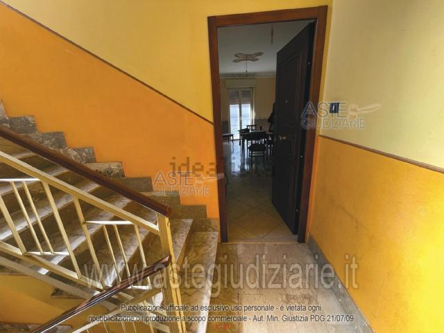 Appartamento in vendita di 104 m² in Via Modena, 31