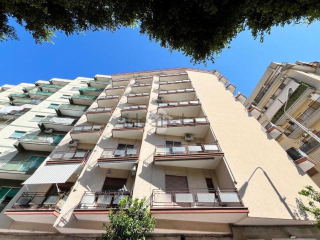 Appartamento in vendita di 104 m² in Via Marco Pacuvio, 32