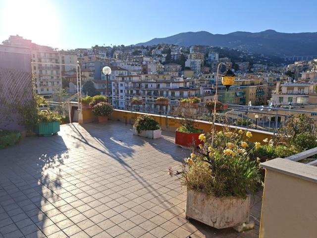 Appartamento in vendita di 104 m² in Via Martiri della Libertà, 18