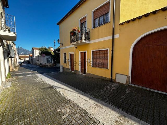 Appartamento in vendita di 104 m² in Via Mercato, 12
