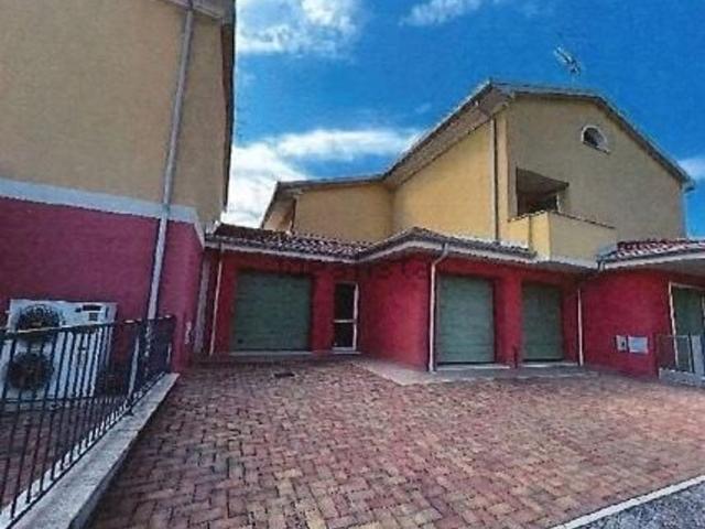 Appartamento in vendita di 104 m² in Via N. Malavasi, 11