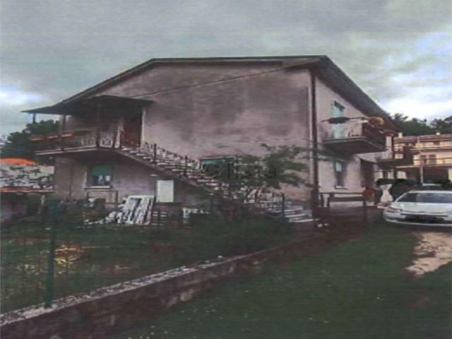 Appartamento in vendita di 104 m² in Via San Gregorio