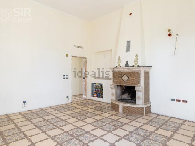 Appartamento in vendita di 104 m² in Via San Vitale Est, 2659
