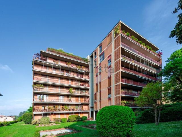 Appartamento in vendita di 104 m² in Via Sant&apos Alessandro, 72