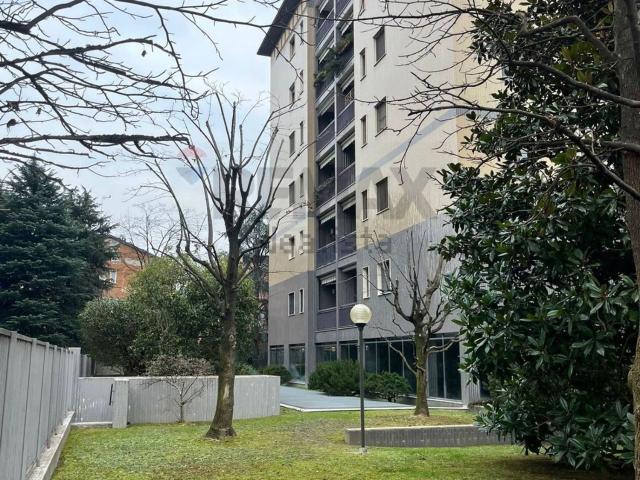 Appartamento in vendita di 104 m² in Via privata Quarto Cagnino, 12