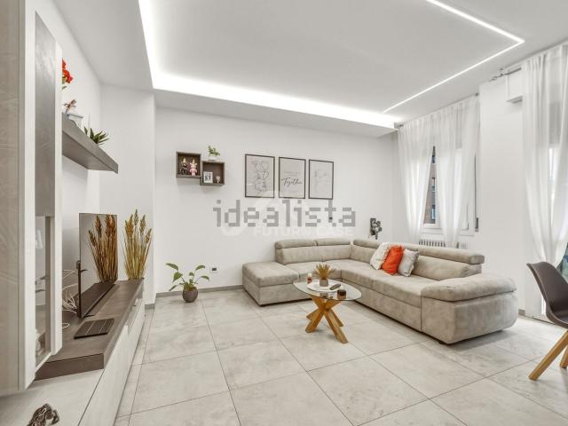 Appartamento in vendita di 104 m² in Via Roberto Vittorangeli