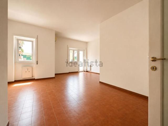 Appartamento in vendita di 104 m² in Via Ridolfo Livi, 61