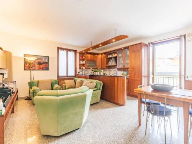 Appartamento in vendita di 104 m² in Via Teramo