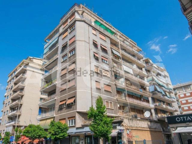 Appartamento in vendita di 104 m² in Via Tiburtina, 547