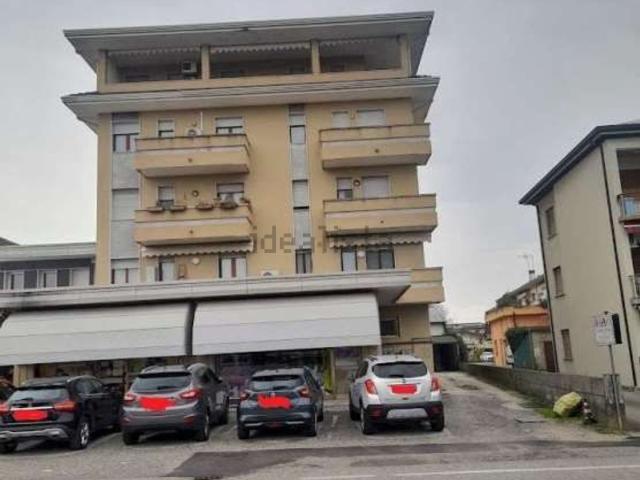 Appartamento in vendita di 104 m² in Via Trieste, 53