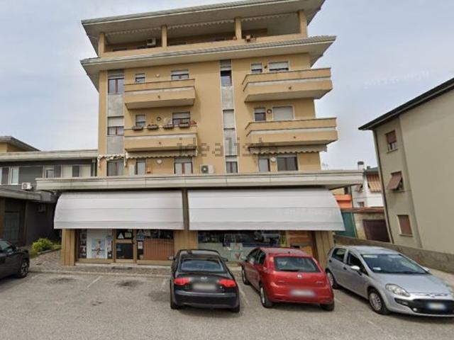 Appartamento in vendita di 104 m² in Via Trieste, 53