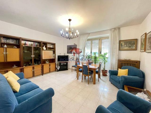 Appartamento in vendita di 104 m² in Via Ugo Ojetti, 42