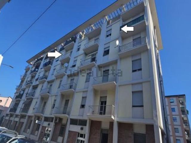 Appartamento in vendita di 104 m² in Via Ugo Foscolo, 128