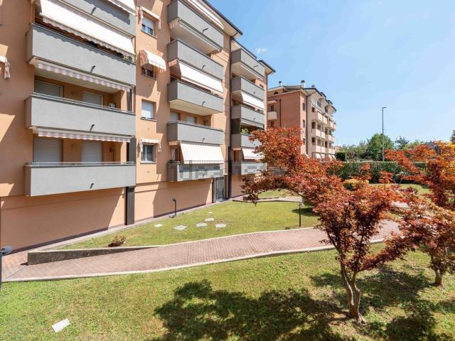 Appartamento in vendita di 104 m² in Via Valtellina