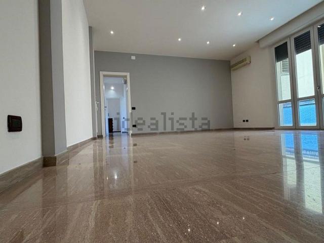 Appartamento in vendita di 104 m² in Via Venturini