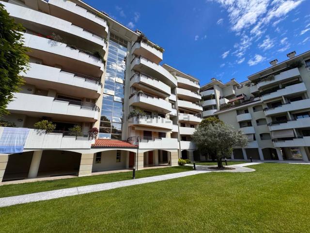 Appartamento in vendita di 104 m² in Viale Trento, 208