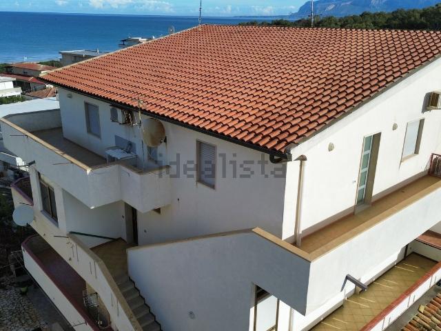 Appartamento in vendita di 104 m² in Viale di Calatubo, 211