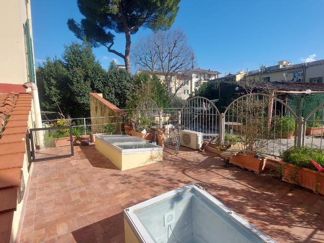 Appartamento in vendita di 104 m² in Vicolo del Barbi