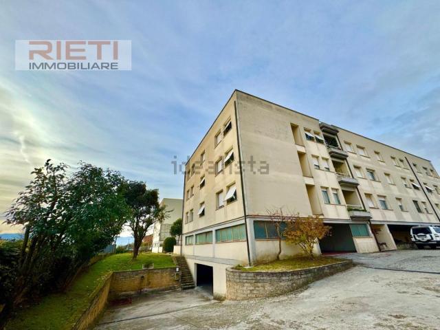 Appartamento in vendita di 104 m² in Largo Wanda Pitoni, 2