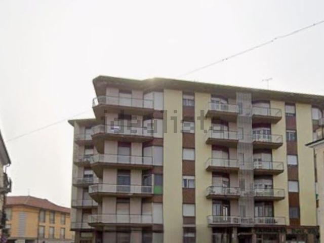 Appartamento in vendita di 104 m² in Piazza Galileo Ferraris, 33