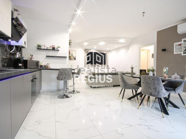 Appartamento in vendita di 104 m² in Piazza del Sindacato, 10