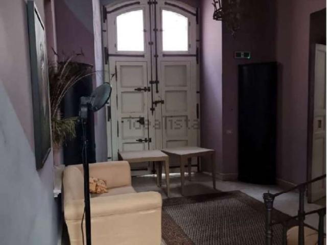 Appartamento in vendita di 1056 m² in Via Cappasanta