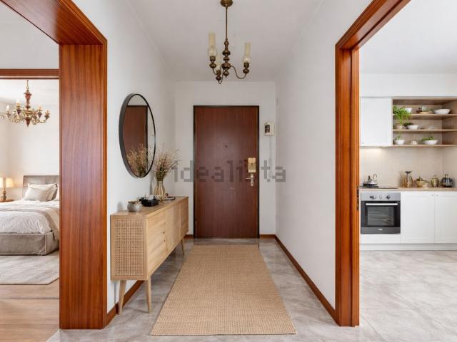 Appartamento in vendita di 1058 m² in Via Aldo Moro, 18