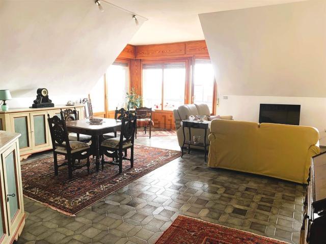 Appartamento in vendita di 105 m²