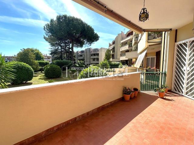Appartamento in vendita di 105 m² in Via Roberto Lepetit
