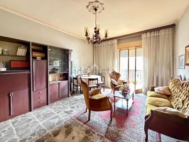 Appartamento in vendita di 105 m² in Via C. Menotti, 11