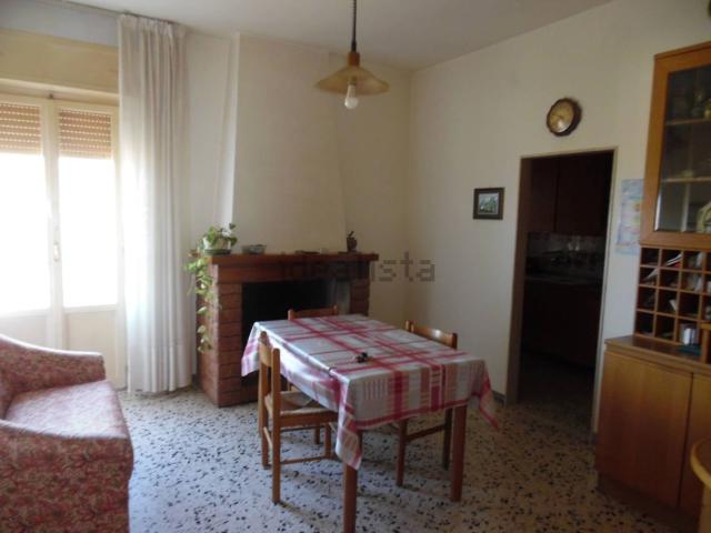 Appartamento in vendita di 105 m² in Via Col Fiorito