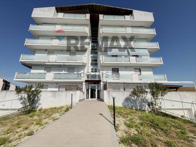 Appartamento in vendita di 105 m² in Via Colle Pietre, 58