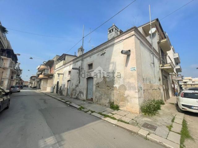 Appartamento in vendita di 105 m² in Via Cornelio Tacito
