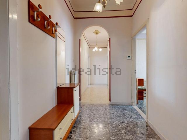 Appartamento in vendita di 105 m² in Via Catullo, 32
