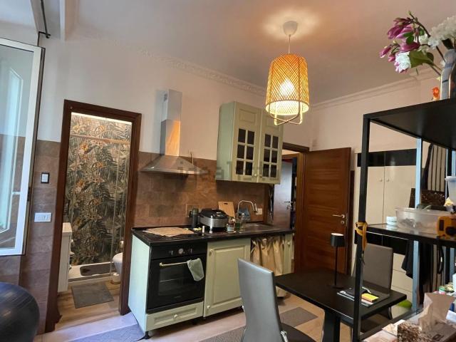 Appartamento in vendita di 105 m² in Via Cairoli
