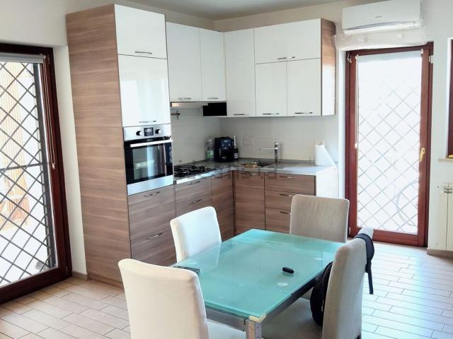 Appartamento in vendita di 105 m² in Via Canòsio, 107
