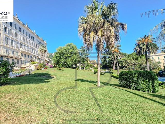 Appartamento in vendita di 105 m² in Via Capolungo, 24